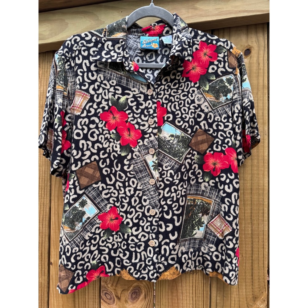 Bahama Beach Hawaiian Shirt Medium Floral Tropical‎ Island Print Button Up